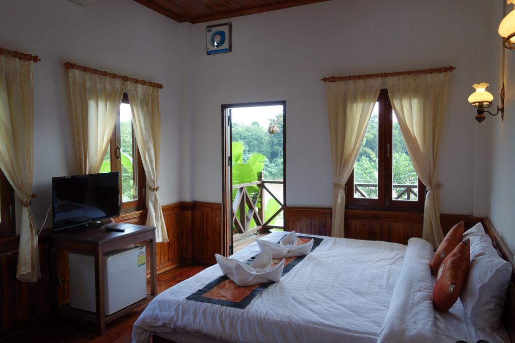 Namkhan Riverside Hotel Luang Prabang Ruang foto
