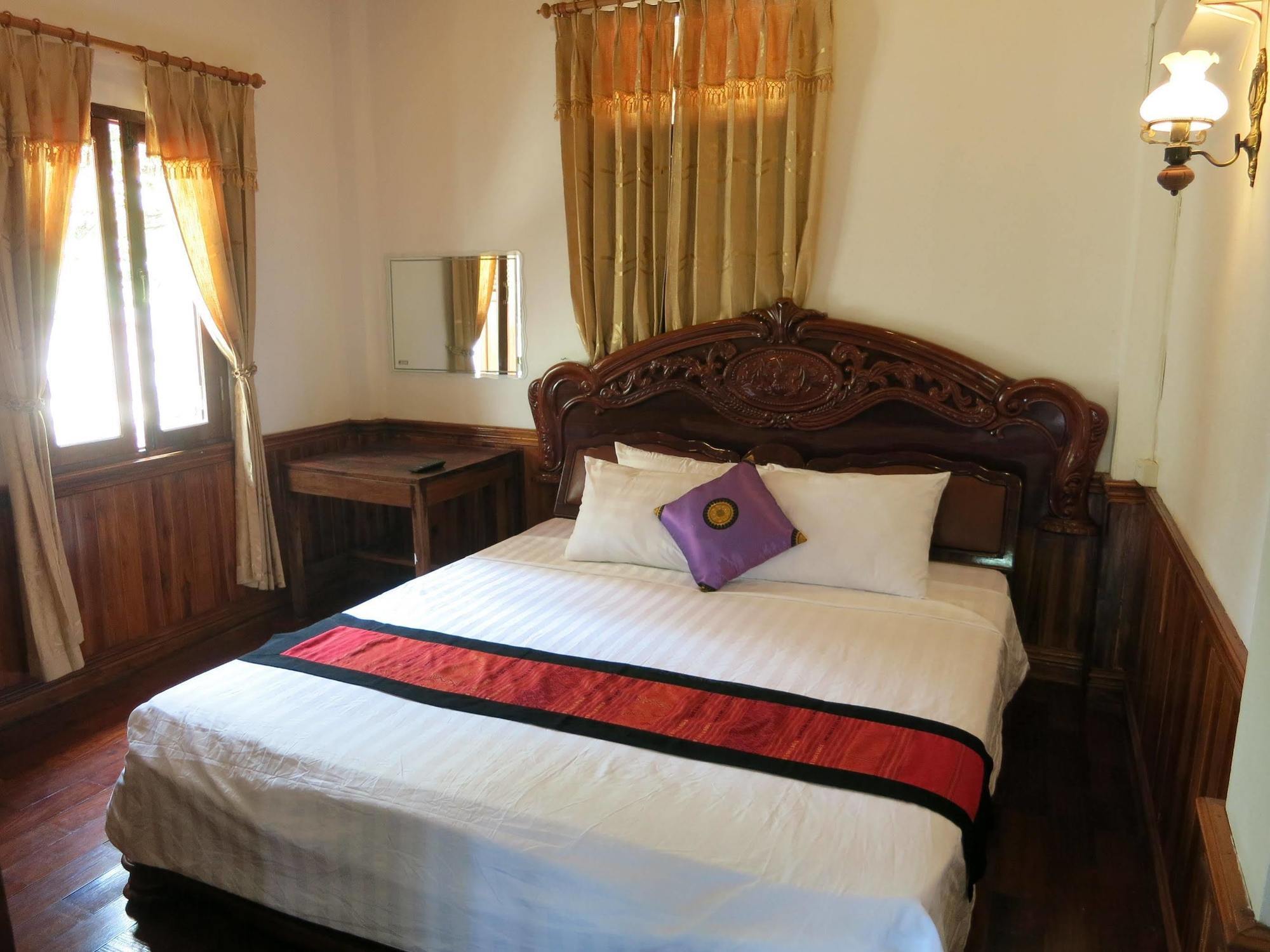 Namkhan Riverside Hotel Luang Prabang Bagian luar foto
